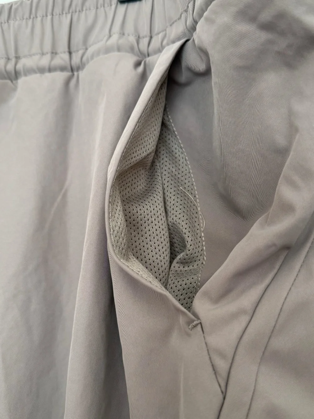 NWOT Size XL Avalanche Trek It Wide Leg Jogger in Driftwood - Picture 6 of 10